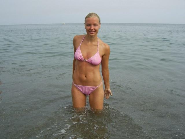 Нимфоманки с красивыми сиськами развлекаются в групповом интиме 3 фотка