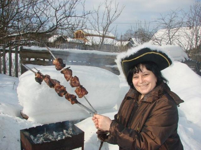 Зрелая нимфа трахается в сауне со стариком и позирует голой 15 фотка